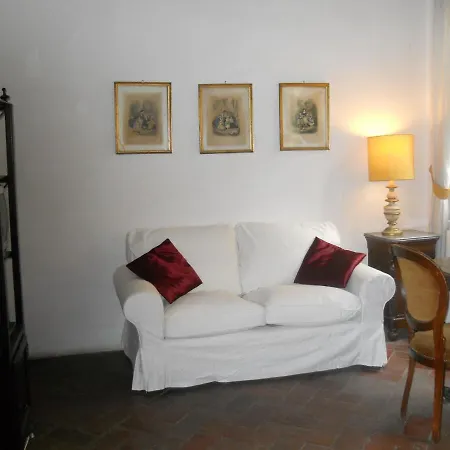 Apartment Medici Florence